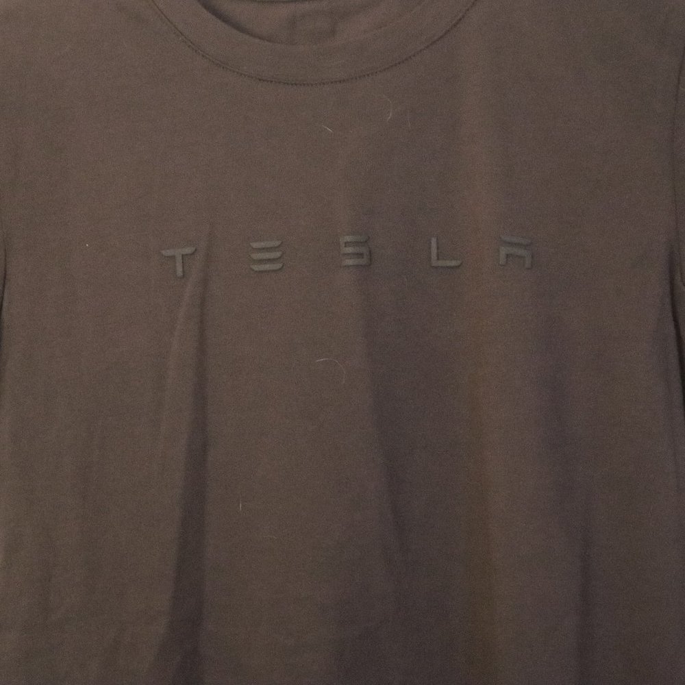 Women's Tesla T-Shirt